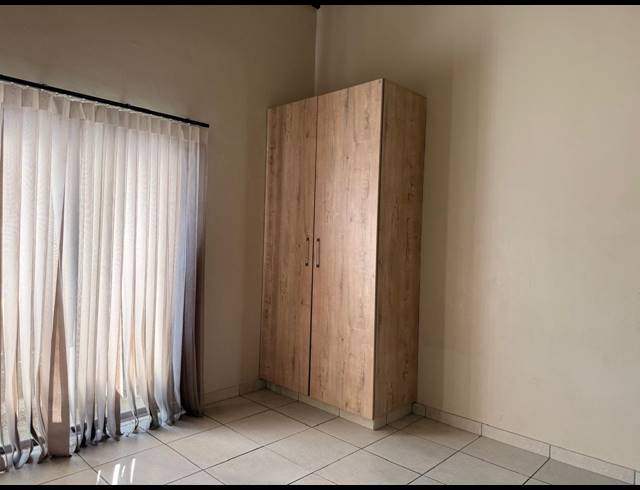 3 BEDROOM TOWNHOUSE FOR SALE IN WATERKLOOF AH